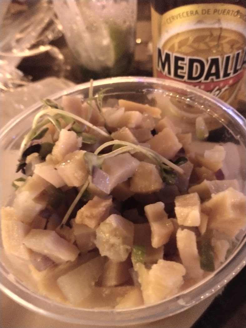 Rompeolas Bar & Grill